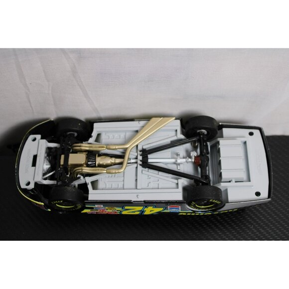 Platinum Series Action Racing Collectables 2004 - Picture 8 of 11